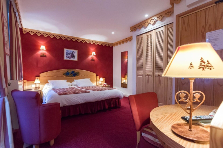 Bedroom 3, Hôtel le Bois Joli, Hautes-Pyrénées