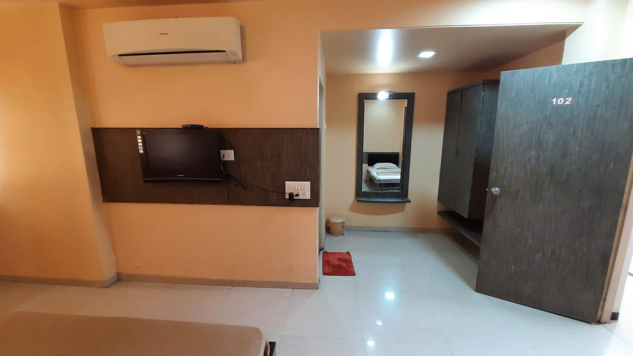 Others, Sugandha Lodge, Solapur, Solapur