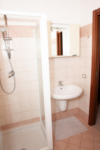 Others 5, La Corte Salesiana - guest house - piano terra, Bergamo