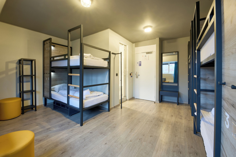 Bedroom 3, a&o Rotterdam City, Rotterdam