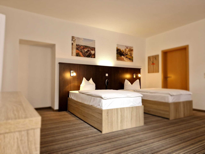 Bedroom 5, Pension bei der Marienkirche, Unstrut-Hainich-Kreis