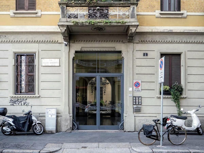 Exterior & Views 2, VFH Stylish Boutique Apartment Central, Milano
