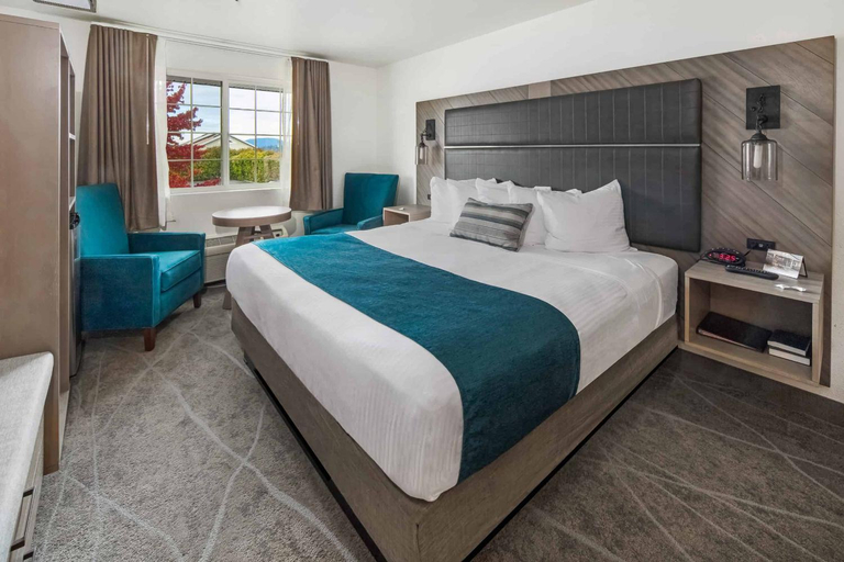 Bedroom 3, The Marina Inn, Skagit