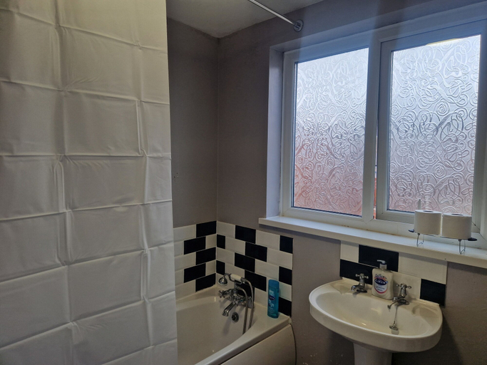 Bathroom, Apartment - Sleeps 4 - Parking - Wifi, Northumberland