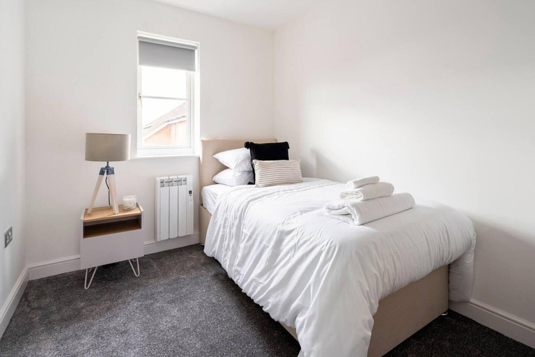 Bedroom 3, Immaculate 2-bed Apartment in Welwyn Garden City, Hertfordshire