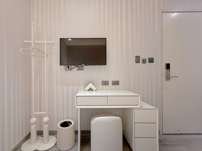 Bathroom 5, At Home Hotel NanShi, Taipei City