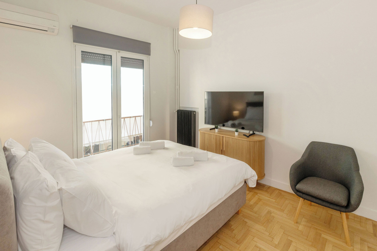 Bedroom 2, Acropolis Museum Retreat by GHH, Attica