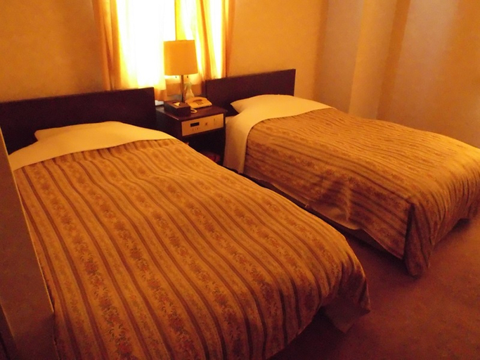 Bedroom 3, Business Green Hotel Hino, Hino