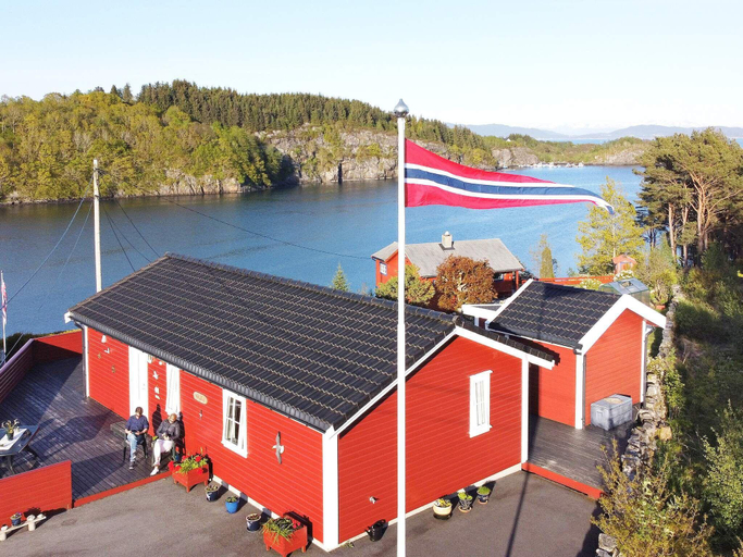 Others 5, person holiday home in KLOKKARVIK, Sund