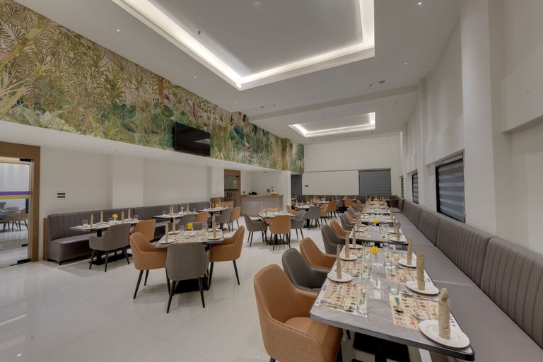 Food & Drinks 3, Click Collection Shikrapur, Ranjangaon, Pune