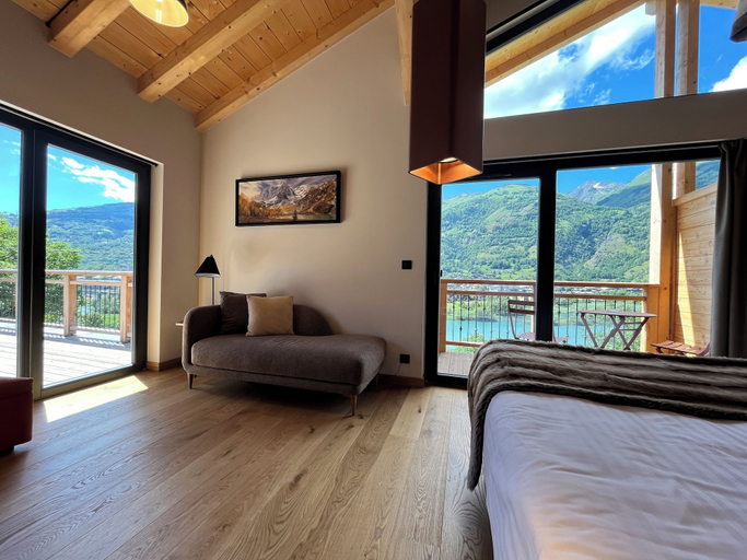 Bedroom 2, La Grange des Eulets, Savoie