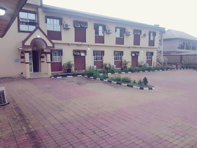 Exterior & Views 2, PINE HILL HOTEL, AdoOdo/Ota