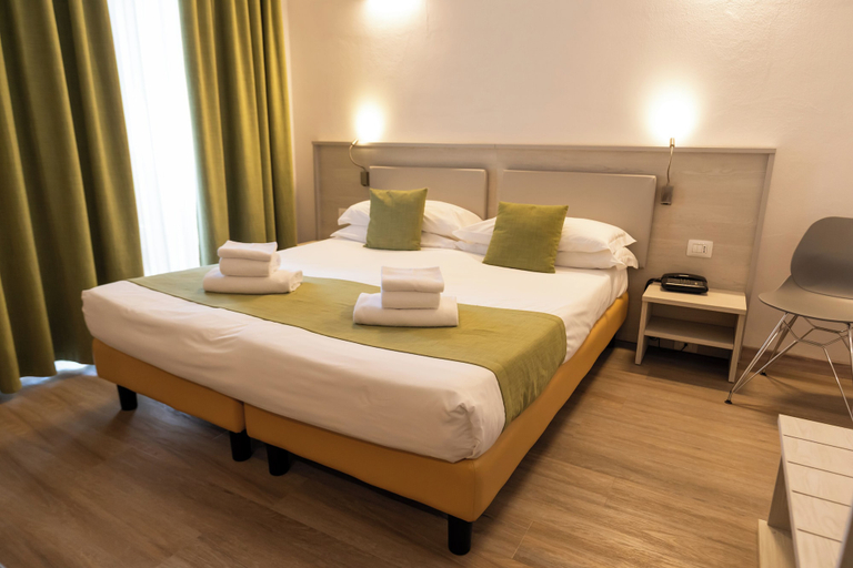 Bedroom 3, Spa Hotel Splendid Sole, Brescia