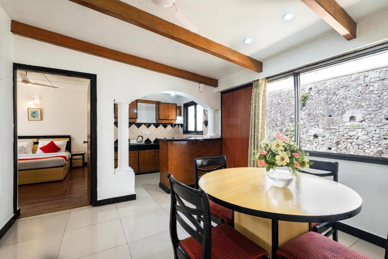 Bedroom, Country Inn Bhimtal, Nainital