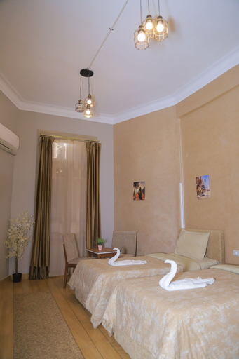 Bedroom 4, Holy Sheet Hostel, 'Abdin
