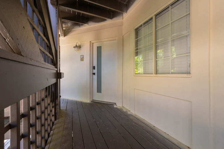 Room 4, Newly Renovated Atlanta Gem Central Buckhead Apt, Atlanta