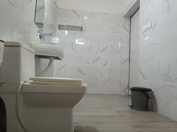 Bathroom 4, Brahma Heritage-Luxury Rooms with Pool, Ajmer