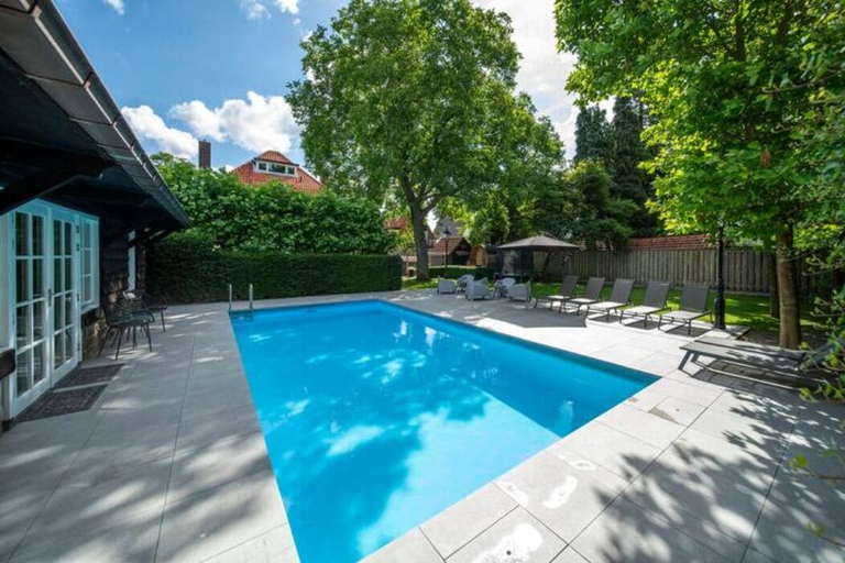 Sport & Beauty 2, Hush bed& breakfast, Helmond