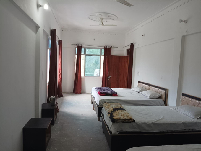 Bedroom 2, Vasudhara Hotel & Restaurant, Chamoli
