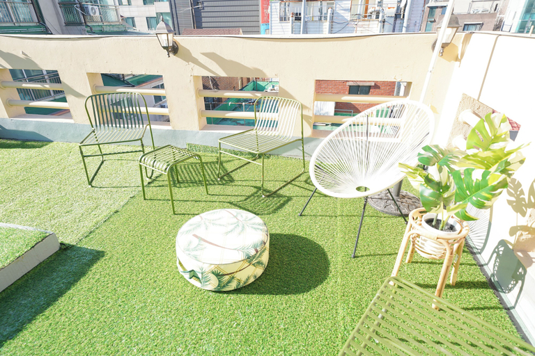 Others 5, Green House, Mapo
