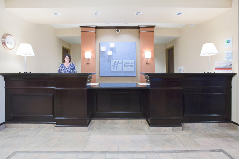 Public Area 5, Holiday Inn Express & Suites MINOT, Ward