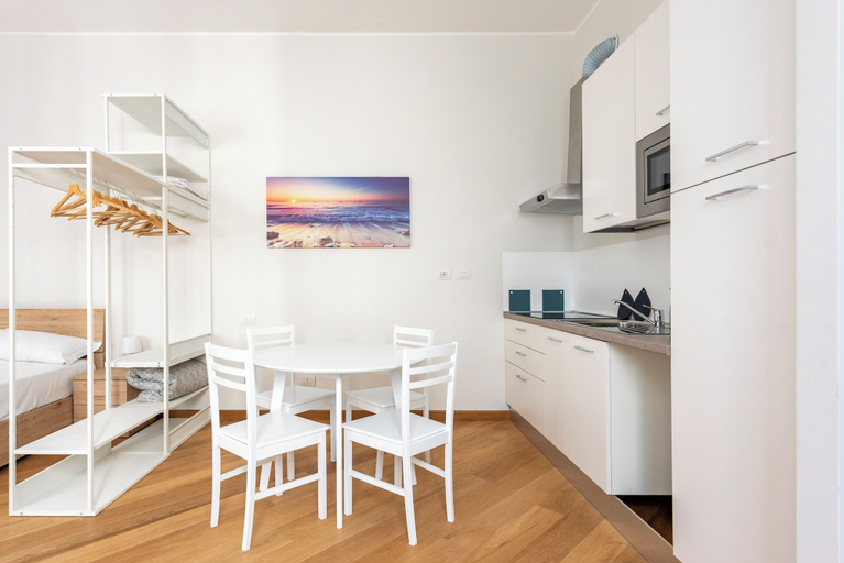 Others 5, Cozy flat in historical centre of Genova, Genova