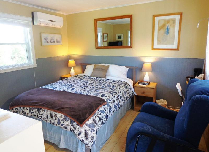 Bedroom 3, Motel Des Deux Lacs Inc, La Haute-Yamaska