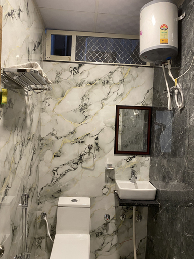 Bathroom 4, Hotel Banshi wala, Sikar