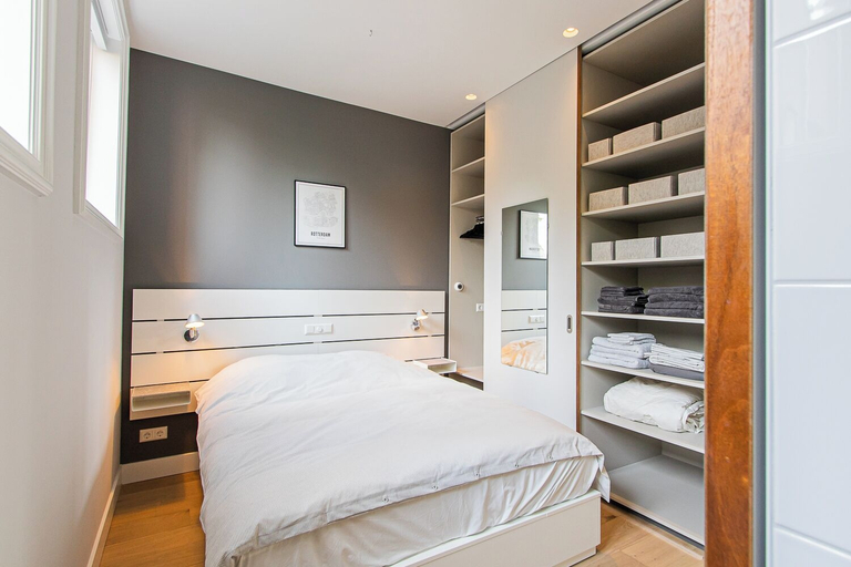 Bedroom 2, OHotellMe, Rotterdam
