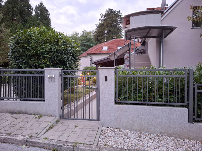 Others 2, Rooms Korina, Samobor