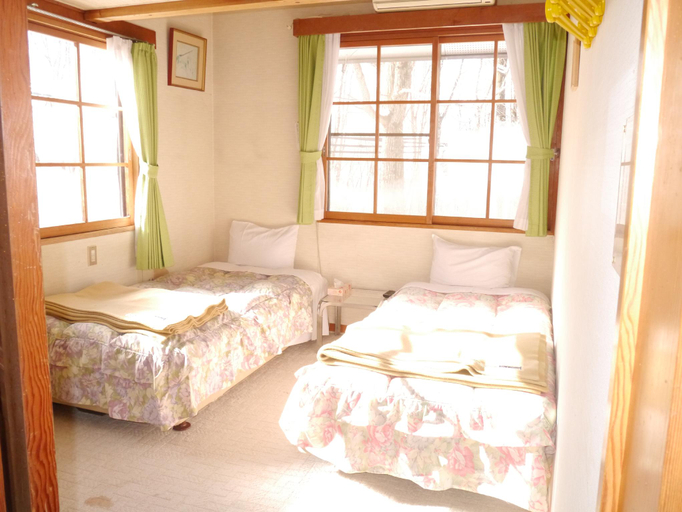 Bedroom 2, Petit Hotel Peter Rabbit, Hakuba