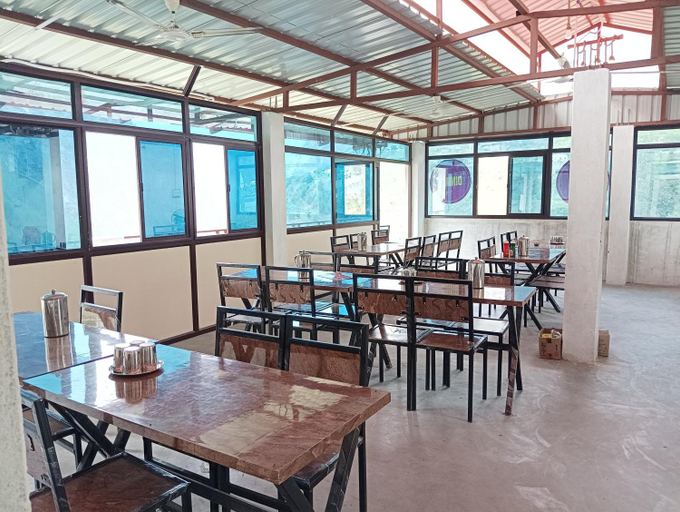 Food & Drinks, Vasudhara Hotel & Restaurant, Chamoli