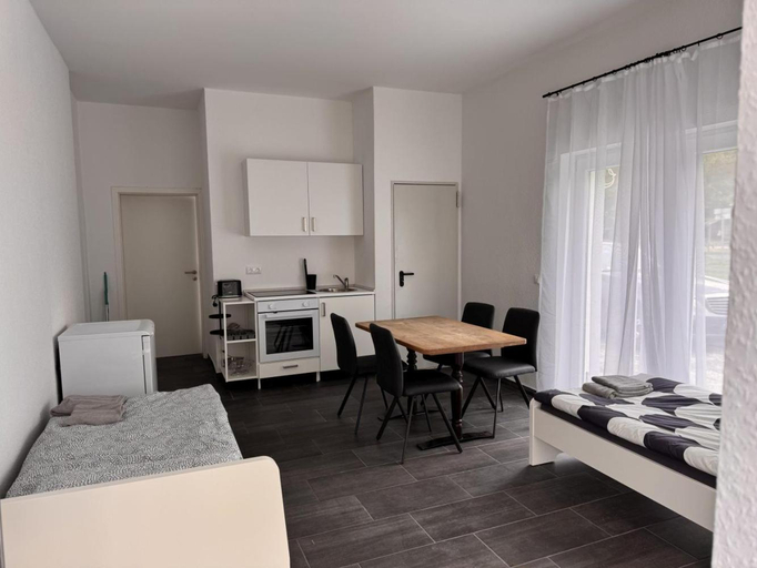 Others 4, Cozy Apartment in Leverkusen, Leverkusen