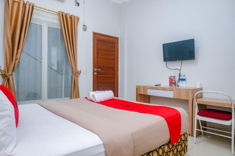 Bedroom 12