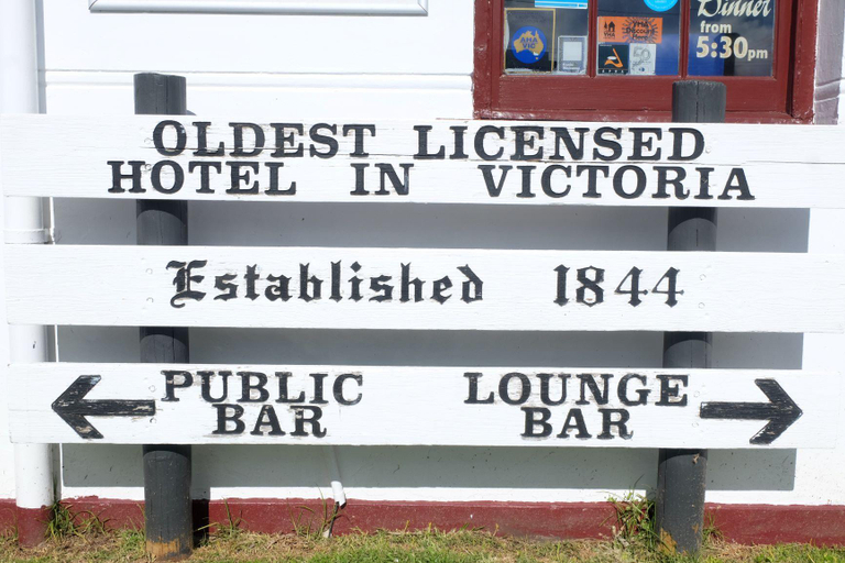 Exterior & Views 5, The Caledonian Inn, Moyne - South