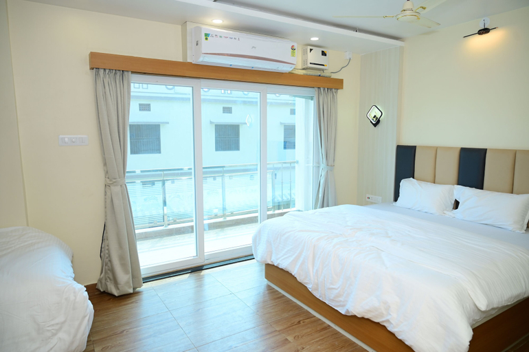Bedroom 2, Hotel Beach Comforts, Puri