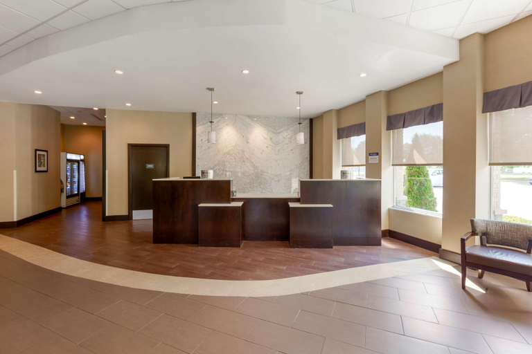Public Area 2, Best Western Plus Leamington Hotel & Conference Centre, Essex