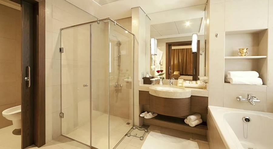 Bathroom 5, Oaks Liwa Executive Suites, Abu Dhabi City