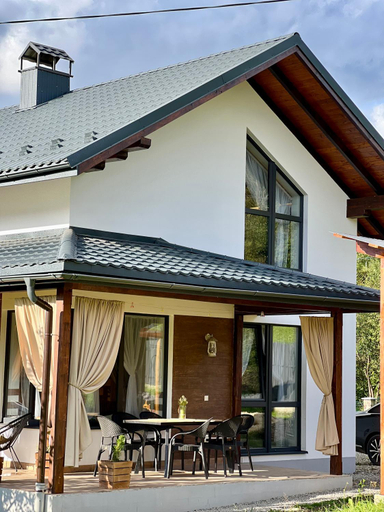 Others 5, Villa Pelahia, Skolivs'kyi