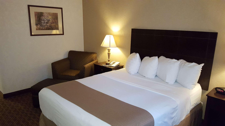 Bedroom 3, Best Western Philadelphia South - West Deptford In, Gloucester