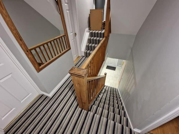 Others 5, Spacious 6-bed house - 12 mins Gatwick, West Sussex