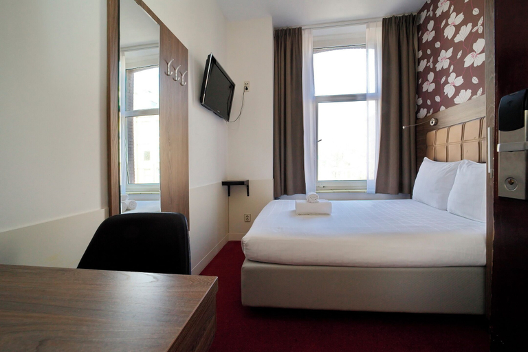 Bedroom 5, Hotel Aadam Wilhelmina, Amsterdam