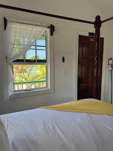 Bedroom 2, Secret Beach Cabanas