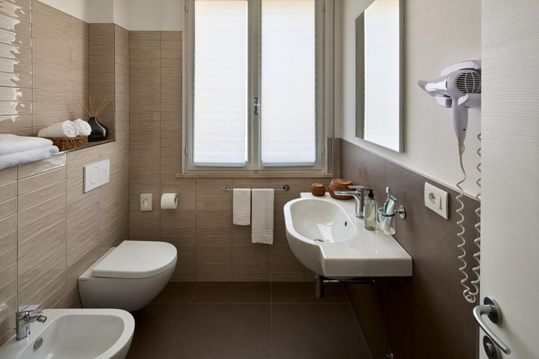 Bathroom 4, Hotel Dolores, Forli' - Cesena