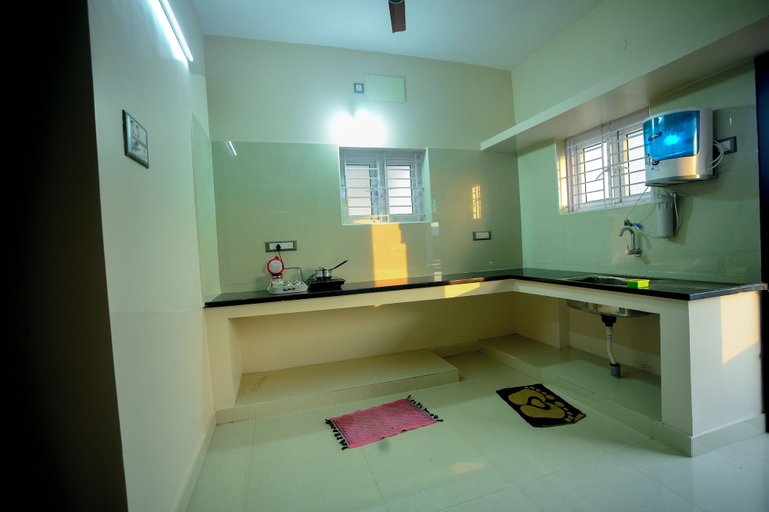 Others 5, SES LINGA COTTAGE, Tirunelveli