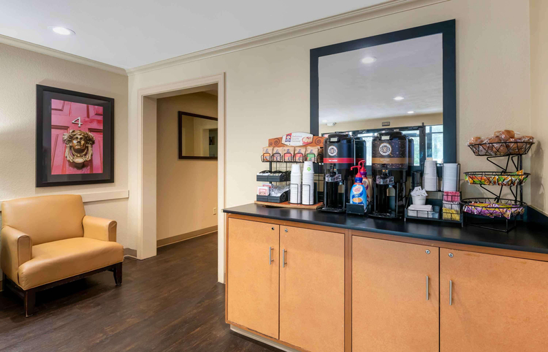 Food & Drinks 3, Extended Stay Deluxe Daytona Beach, Volusia