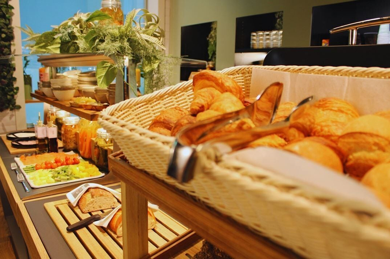 Food & Drinks 10