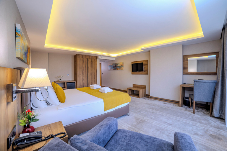 Bedroom 2, Royal Termal Hotel, Osmangazi