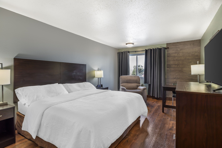 Others 2, HOTEL FUZION INN & SUITES, Albany