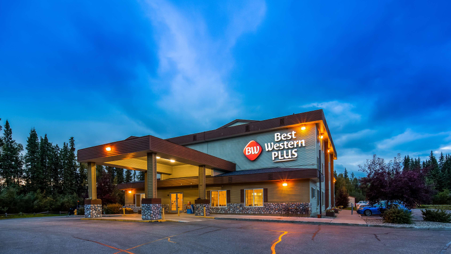 Exterior & Views 2, Best Western Plus Pioneer Park Inn, Fairbanks North Star